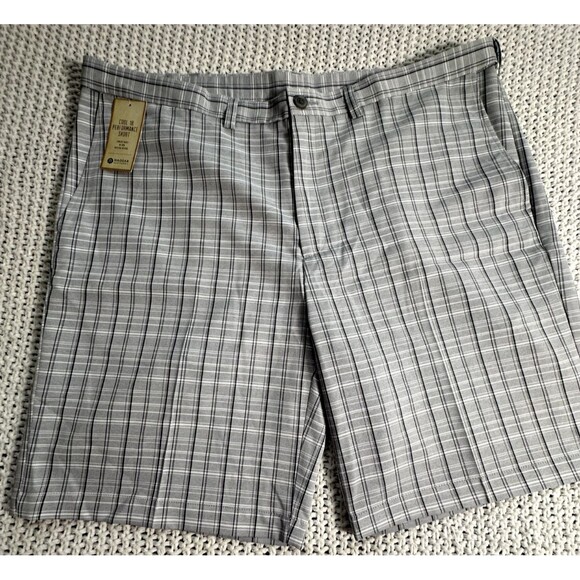 Haggar Gray Plaid Men's Flat Front Shorts - Picture 1 of 5
